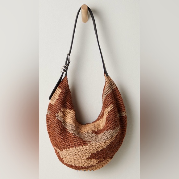 NWT Free People Santorini Straw Tote Bag w/ Leather Adjustable Strap 17x15 New - Picture 3 of 9